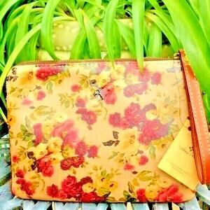 Patricia Nash Womens Small Floral Clutch Wristlet NWT***